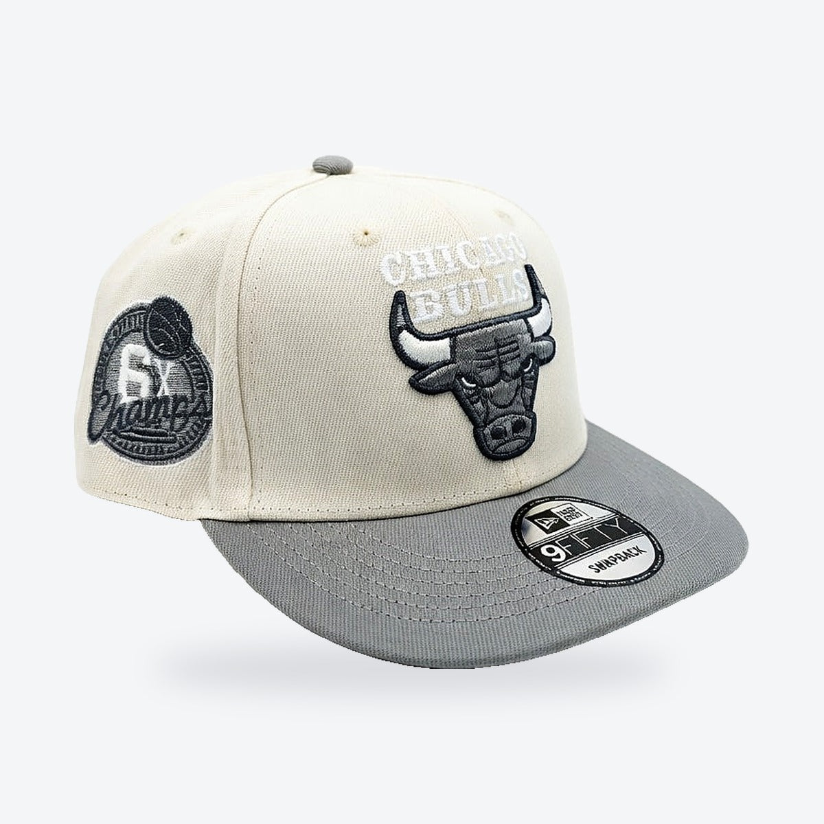 Gorra Bulls New Era Ajustable – crema y gris, vista lateral