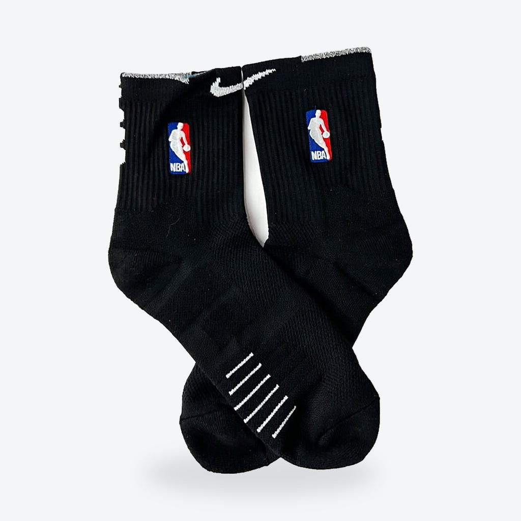 Calcetines Nike Élite Quick – negros con detalles blancos, par