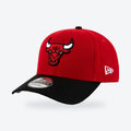 Gorra Bulls New Era Ajustable – roja y negra, vista frontal