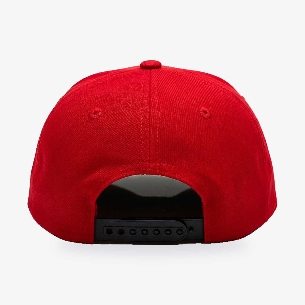 Gorra Bulls New Era Ajustable – roja y negra, vista trasera